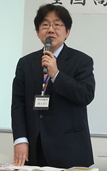 高校NIE活動の裾野拡大を訴える稲井さん